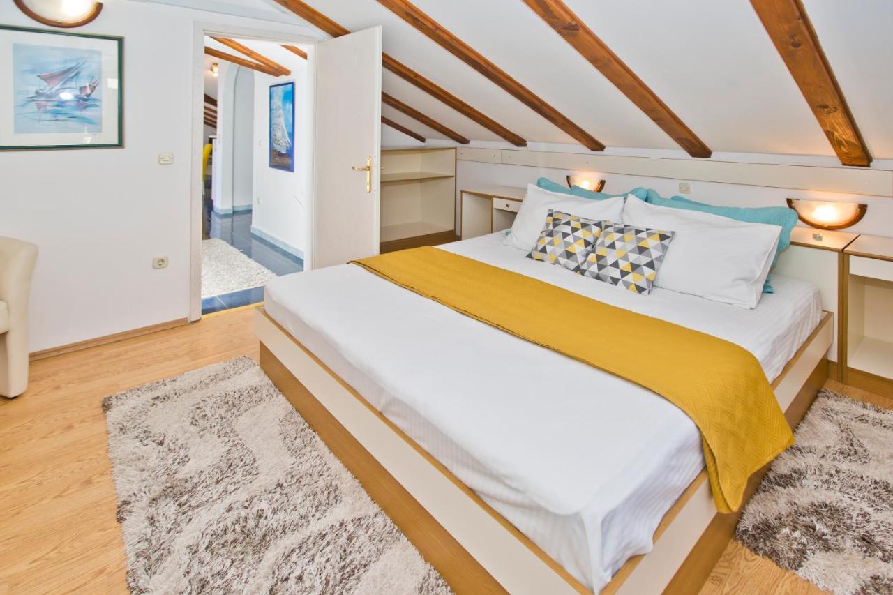 Apartmani Marinka Viskovic Hvar Town Buitenkant foto